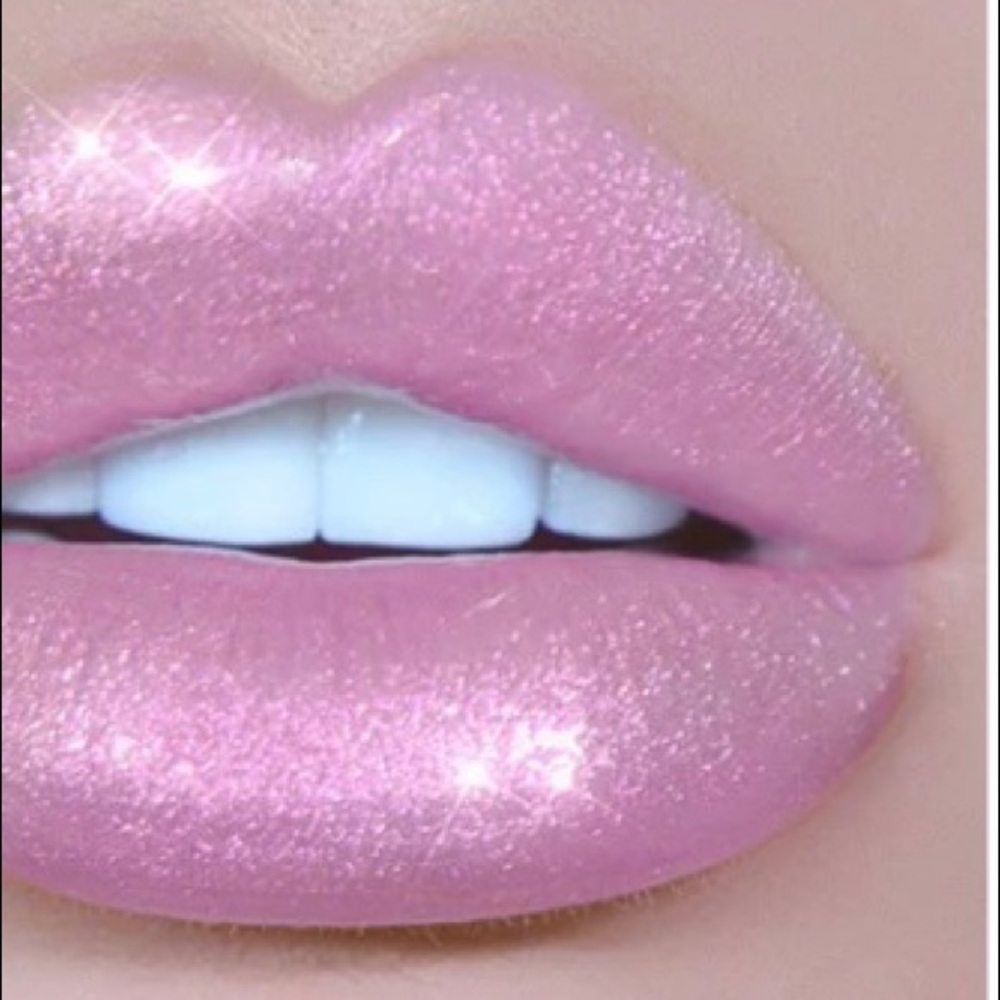 Holographic lipgloss
